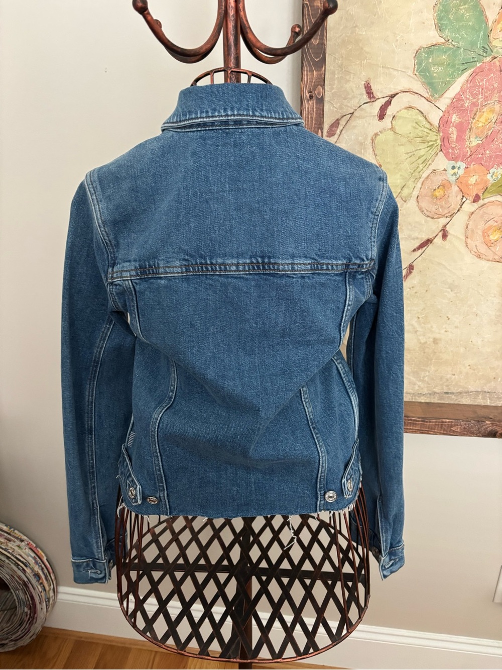 PAIGE Medium Blue Denim Trucker Jacket size XS - Picture 3 of 7